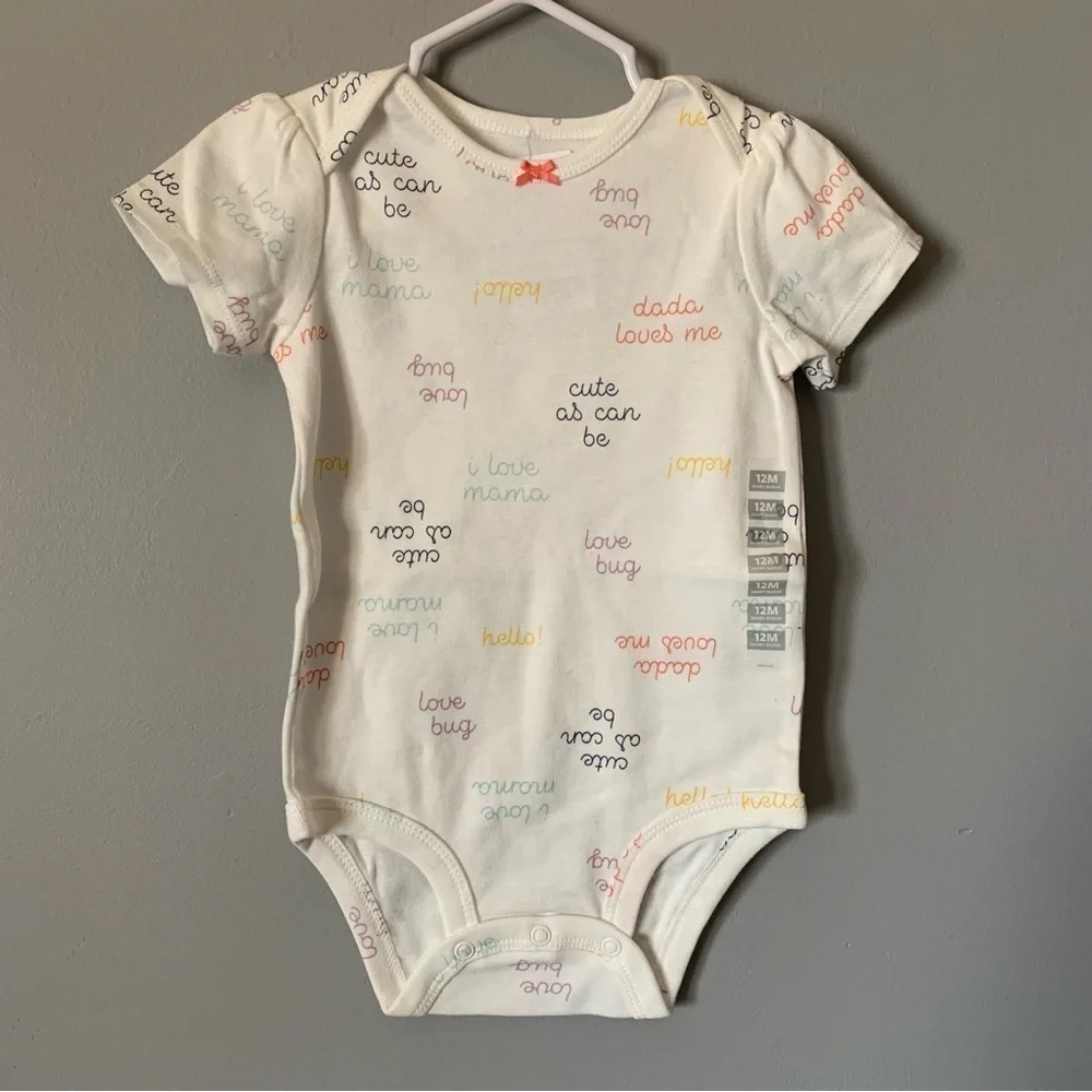 🌸NWT. CARTER’S White Baby Onesie with Colorful Text